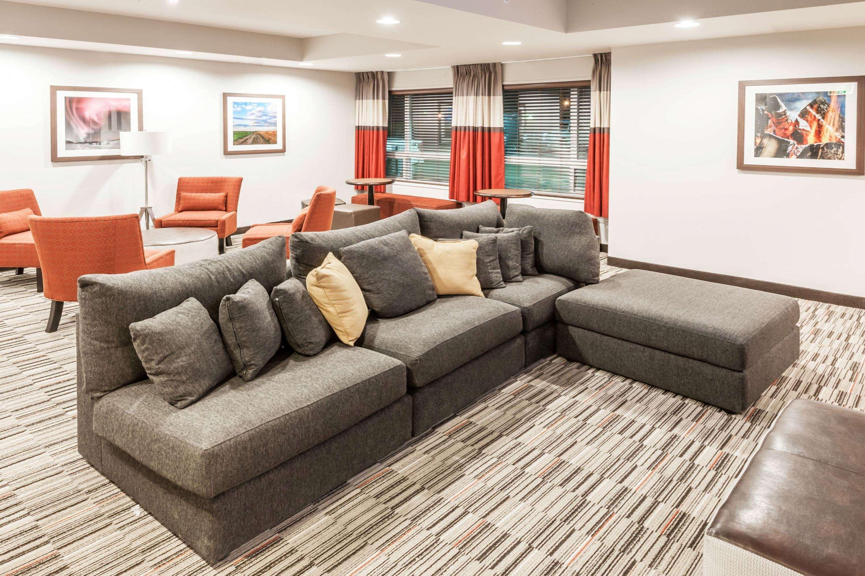 Microtel Inn & Suites By Wyndham Fort Saint John Fort St. John Esterno foto